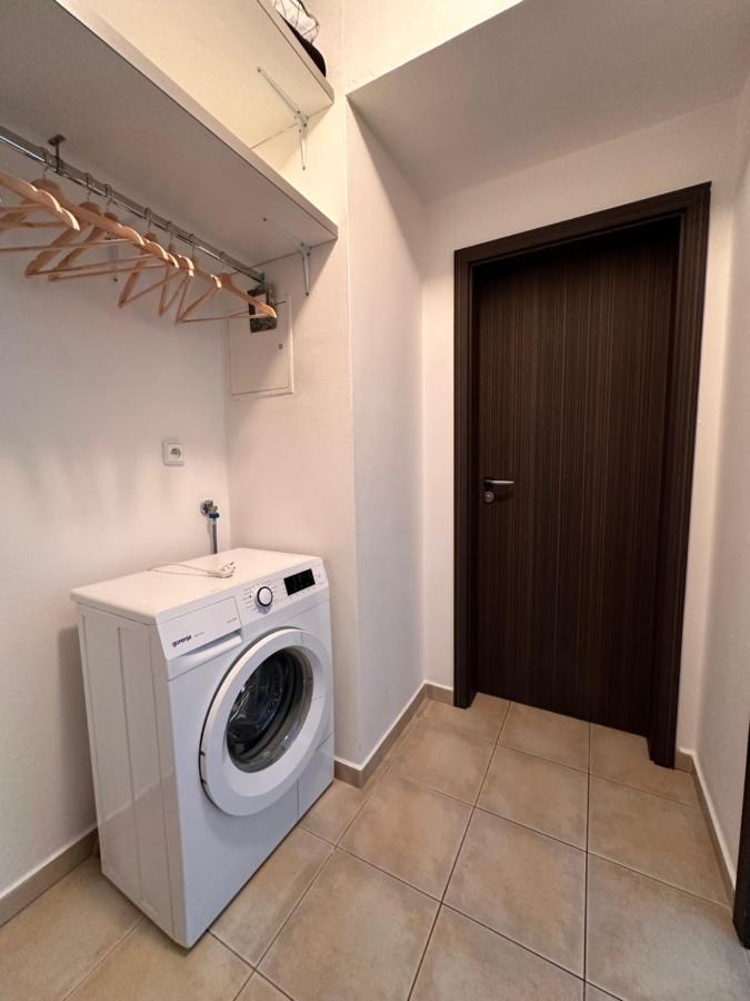 Apartman Ab Kryte Parkovani Zdarma เชสเกบูดิเยโจวิตเซ ภายนอก รูปภาพ